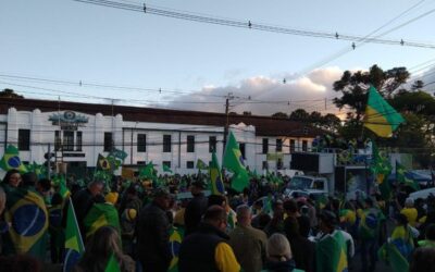 Agressões contra jornalistas viram rotina em atos antidemocráticos