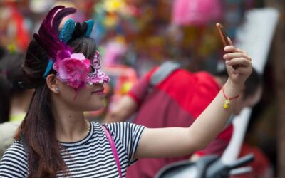 Perdeu o celular na folia? Saiba como proteger seus dados