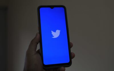 Em silêncio, Twitter remove proteção a usuários transgêneros