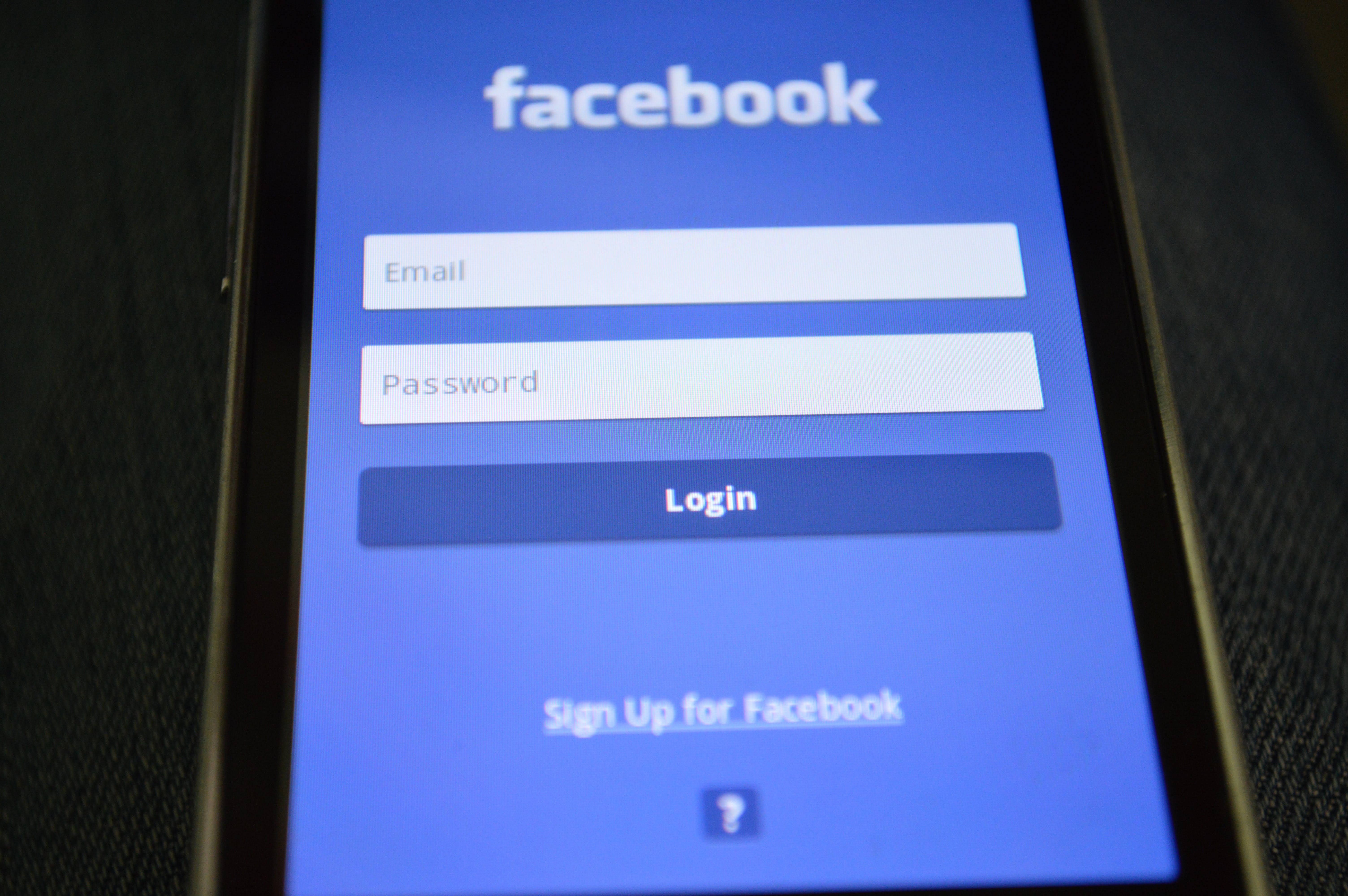 Facebook vai acabar com aba de notícias e acordos com veículos