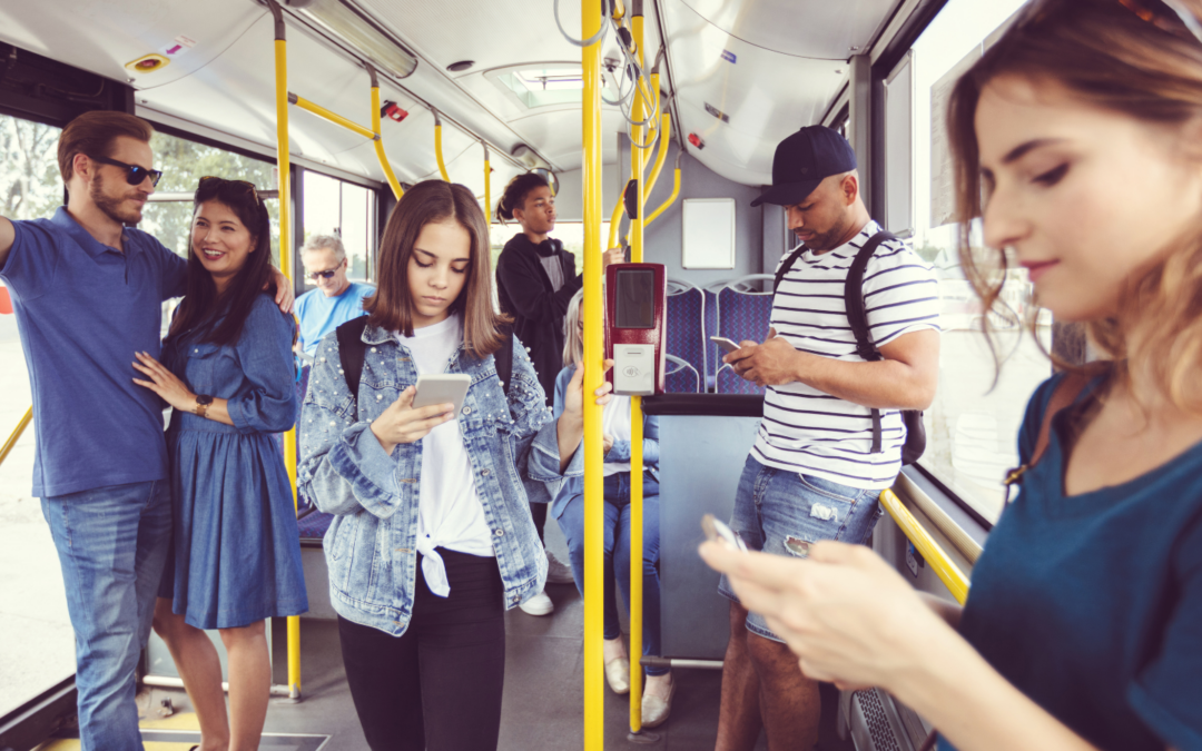 Como pessoas de direita e de esquerda se informam?