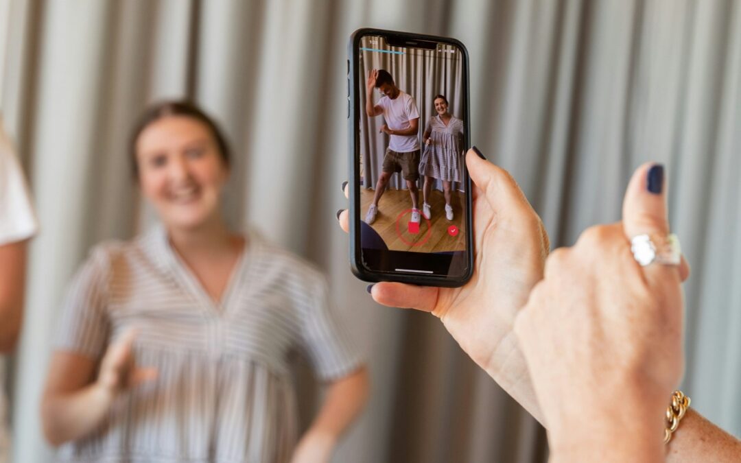 “Lei dos influenciadores”? Por que esse nome é controverso e o que está em jogo na nova regulamentação