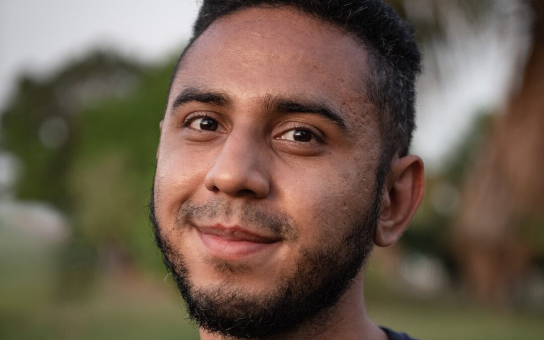 Como posso evitar ser vítima de deepfakes?