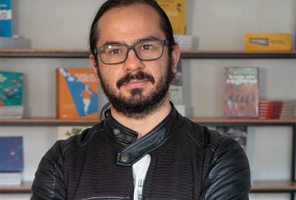 Entrevista | Colômbia tem campanha eleitoral “carregada de desinformação” e uso de IA