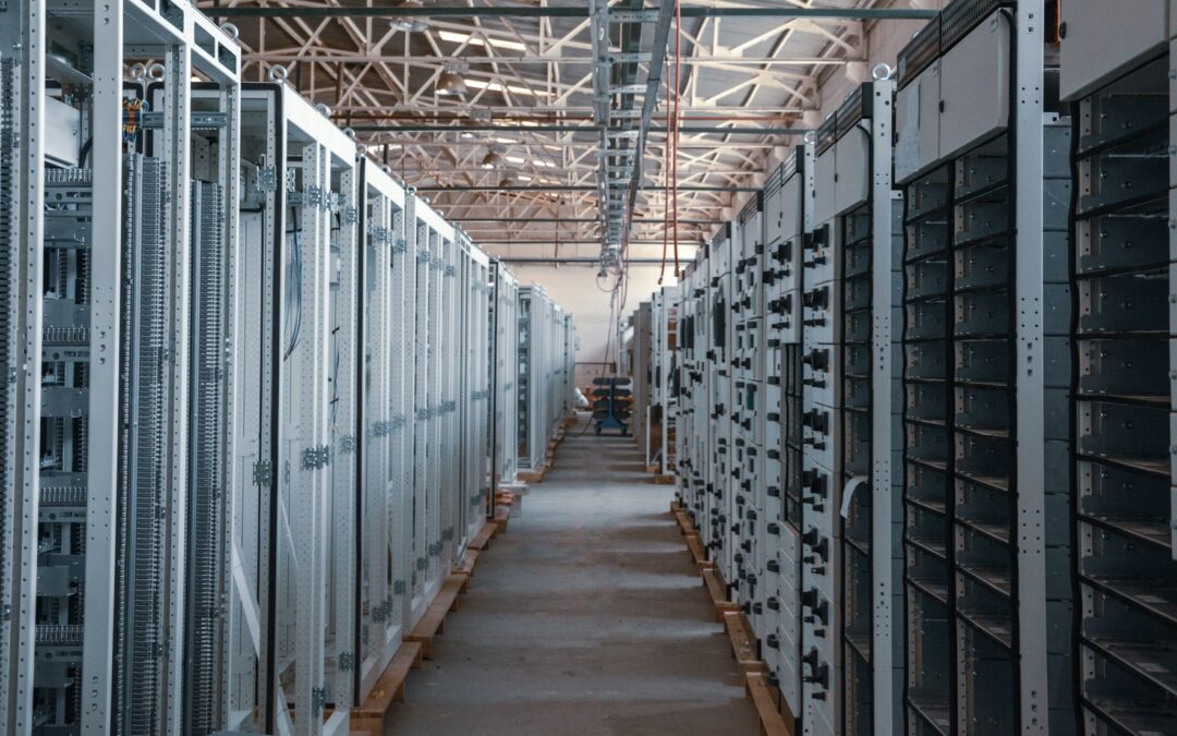O cabo de guerra dos data centers: empresas aumentam impacto ambiental e comunidades resistem